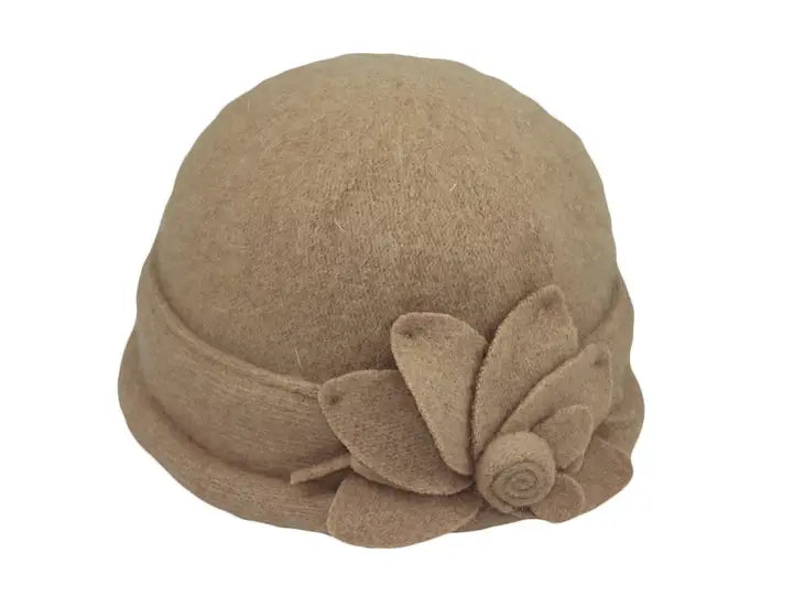 Fleece Cloche Hat with Flower