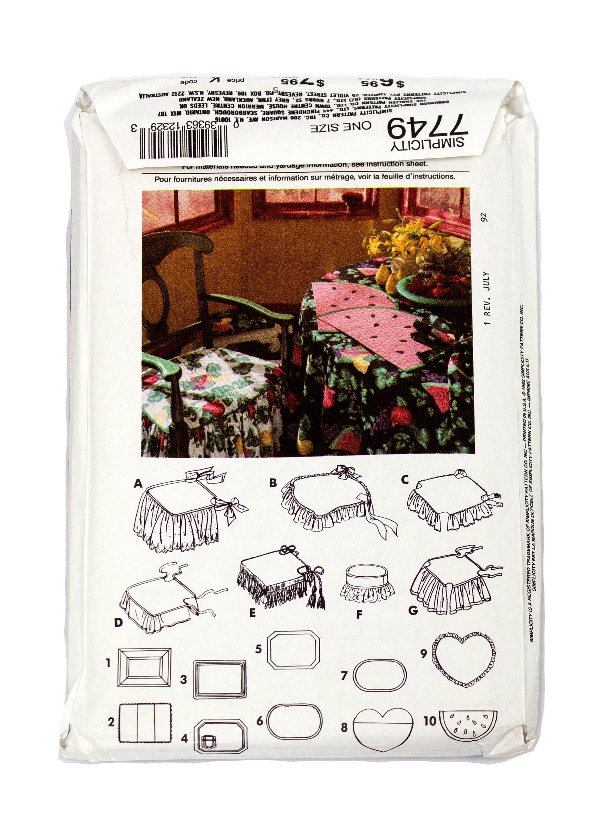 Simplicity 7749 Chair Pad, Stool Cover, and Placemats Uncut - One Size