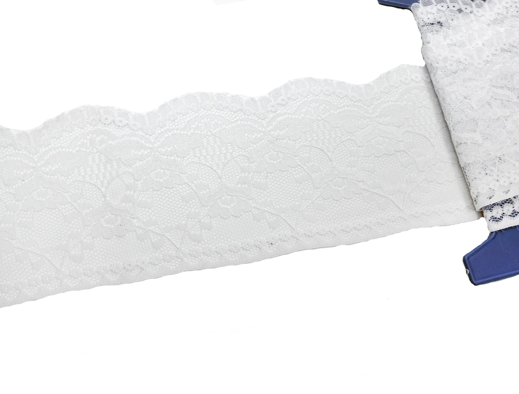 Vintage Lace White Wide Floral with Scalloped Edge 4" Wide - Sold by the Yard